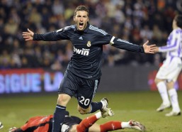 华体会体育_辉红论球创20连红奇迹，周五葡超预测领跑小联赛风暴