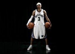 华体会官方_尤文图斯收假归队开启集训，孔塞桑与加蒂持续单独训练引关注