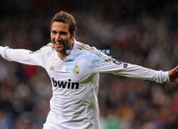 华体会网站-拜仁慕尼黑主场对沃尔夫斯堡保持不败传奇，26胜2平谱写德甲历史